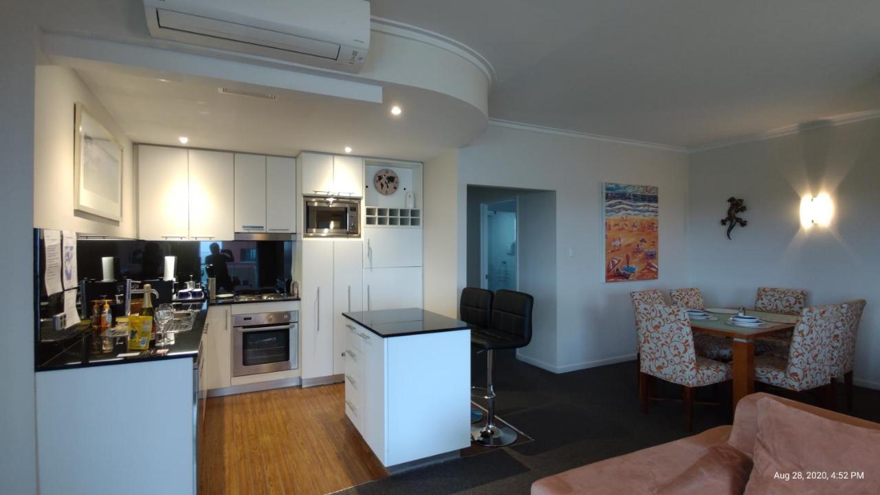 A 406 Fantastic Ocean Beach And Marina View Apt - Mandurah Bagian luar foto